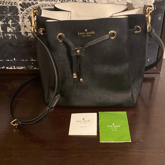Authentic Kate Spade Leather Bucket Drawstring Handbag - Picture 2 of 7